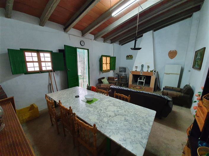 Image No.11-2 Bed Country House for sale