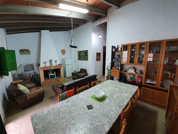 Image No.12-2 Bed Country House for sale