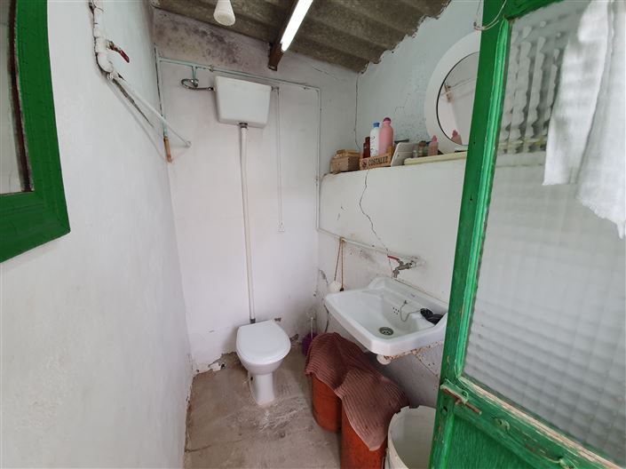 Image No.17-2 Bed Country House for sale