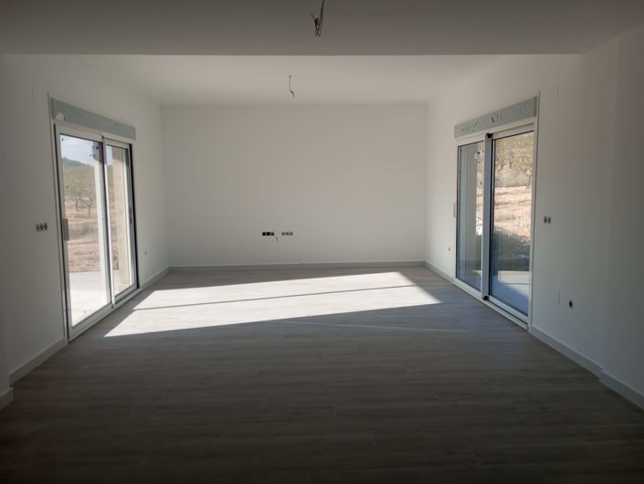 Image No.10-3 Bed Villa for sale