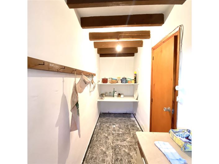 Image No.21-5 Bed Townhouse for sale