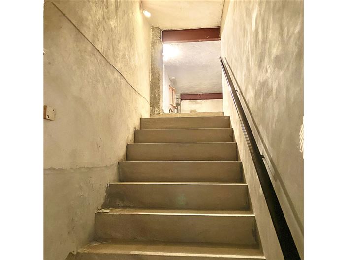 Image No.25-5 Bed Townhouse for sale