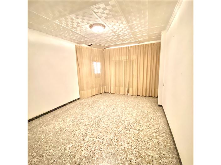 Image No.3-5 Bed Townhouse for sale