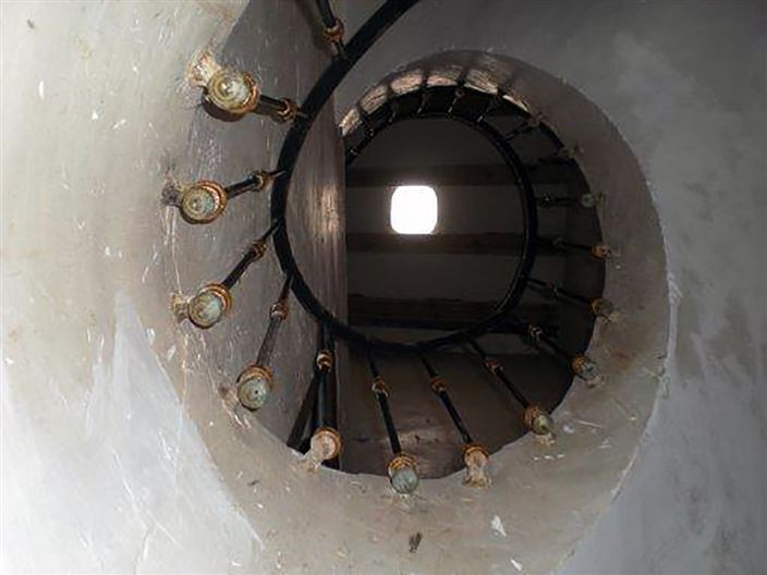 Image No.10-8 Bed Country House for sale