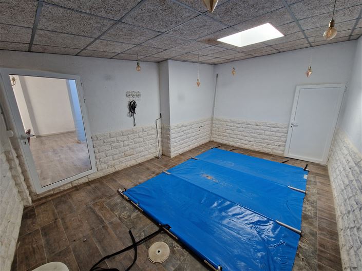 Image No.16-3 Bed Country House for sale