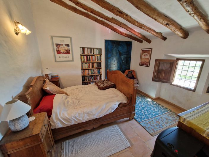 Image No.17-4 Bed Country House for sale