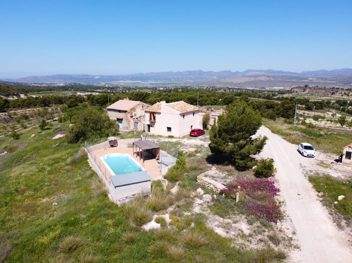 Image No.29-4 Bed Country House for sale