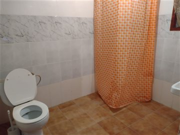 3079farmhouselaraja200522094211a20a6f63453a4c