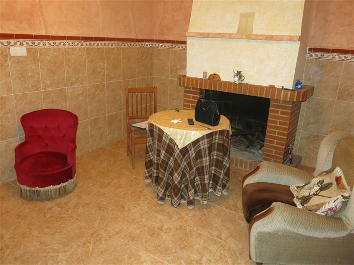 Image No.7-2 Bed Townhouse for sale