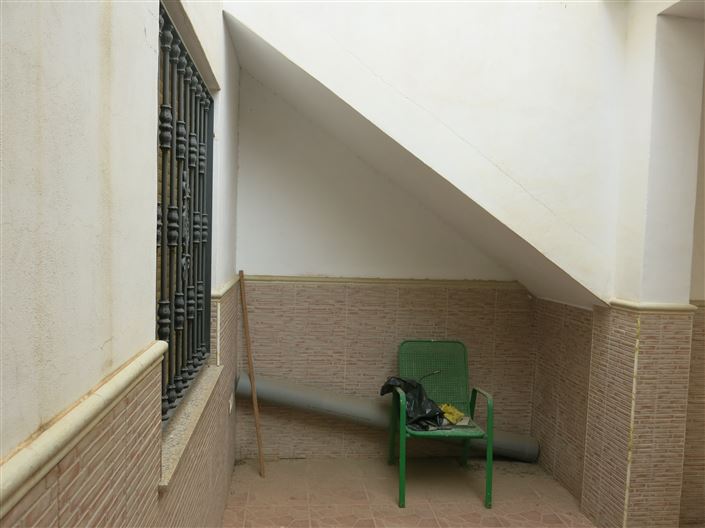 Image No.17-2 Bed Townhouse for sale