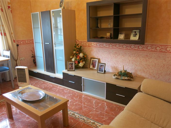 Image No.25-2 Bed Townhouse for sale