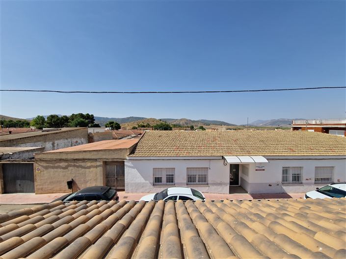 Image No.28-5 Bed Townhouse for sale