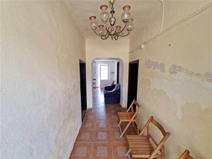 Image No.2-2 Bed Townhouse for sale