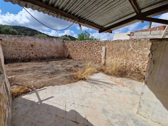 Image No.21-2 Bed Townhouse for sale