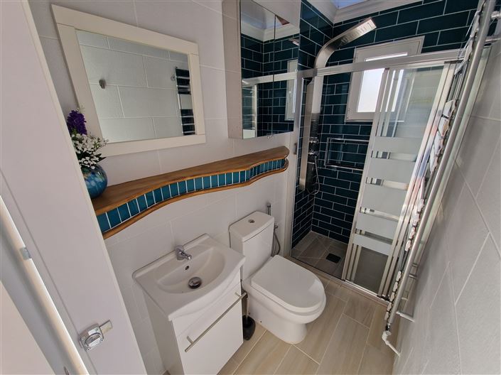 Image No.3-7 Bed Country House for sale