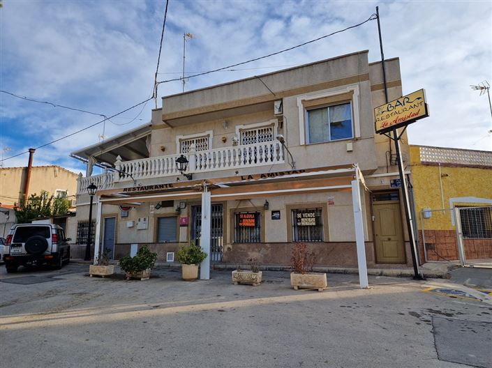 Image No.2-4 Bed Commercial for sale