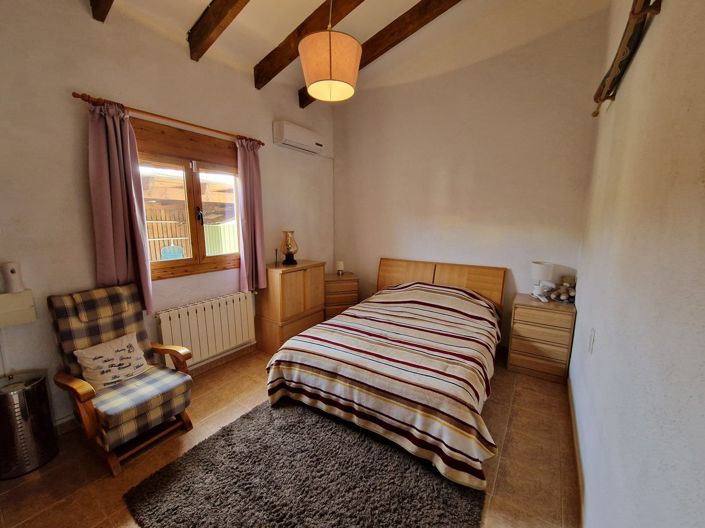 Image No.23-2 Bed Villa for sale