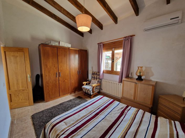 Image No.25-2 Bed Villa for sale