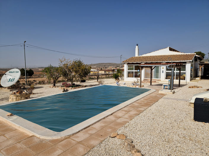 Image No.3-2 Bed Villa for sale