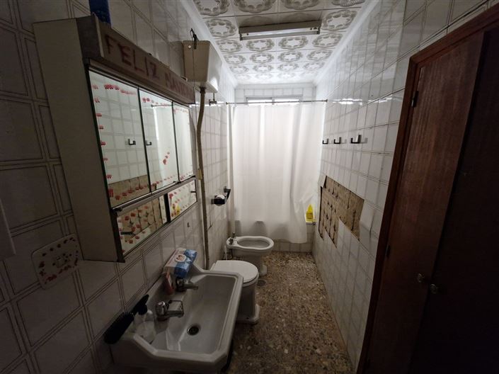 Image No.10-7 Bed Townhouse for sale