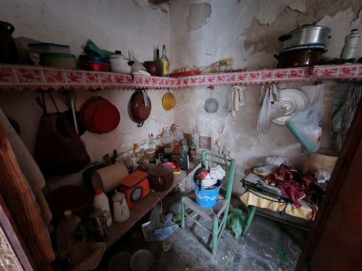 Image No.19-7 Bed Townhouse for sale