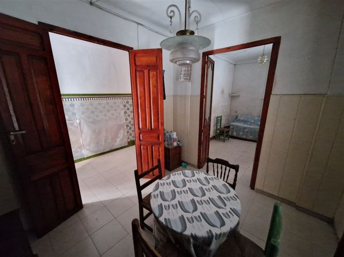 Image No.6-7 Bed Townhouse for sale