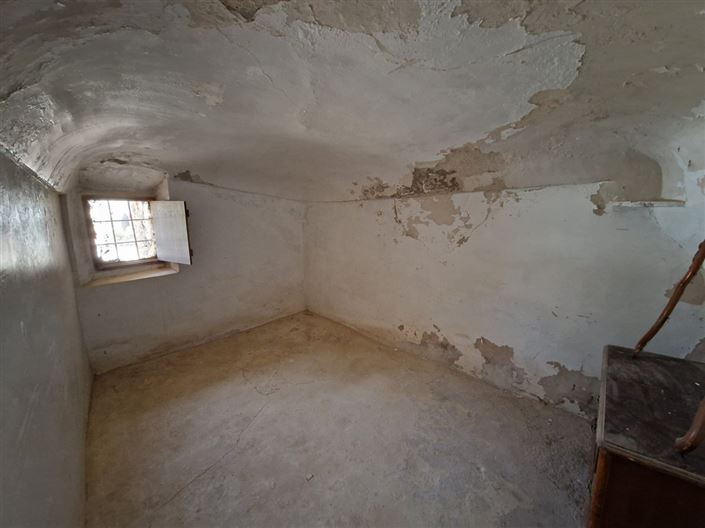 Image No.10-3 Bed Cottage for sale