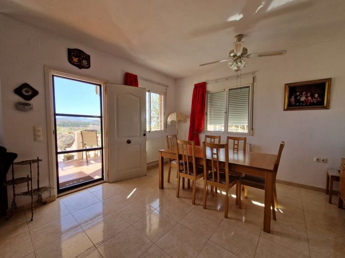 Image No.7-4 Bed Villa for sale