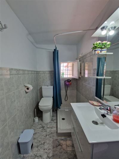 Image No.17-9 Bed Country House for sale