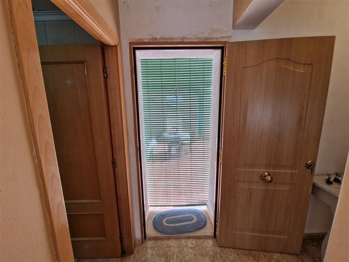 Image No.18-2 Bed Country House for sale