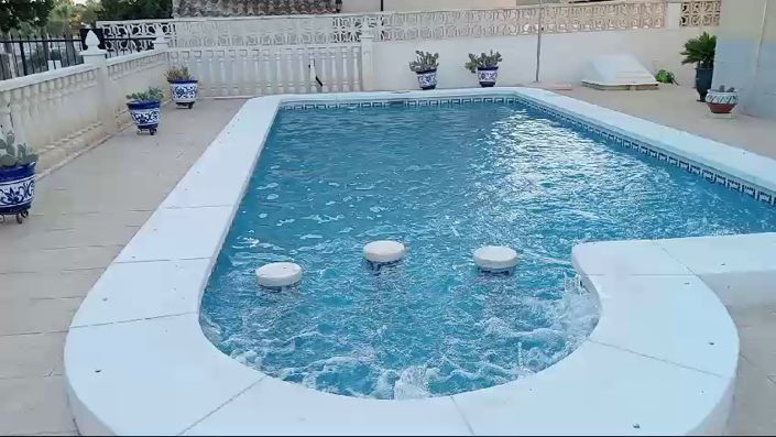 Image No.2-5 Bed Villa for sale