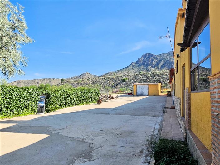 Image No.14-4 Bed Country House for sale