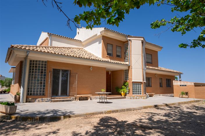 Image No.3-7 Bed Villa for sale