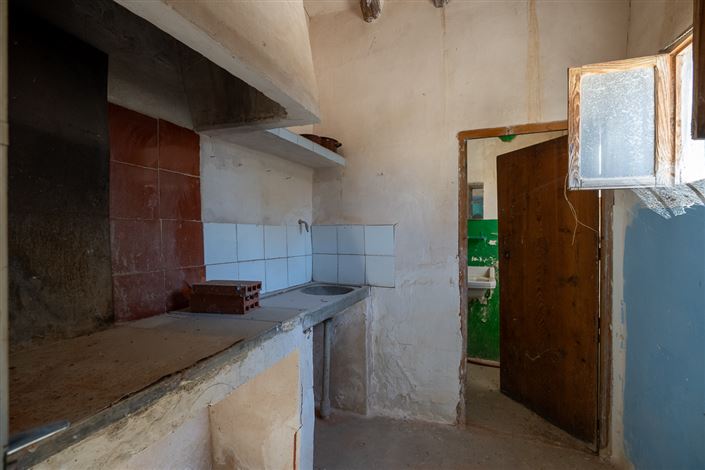 Image No.12-8 Bed Country House for sale