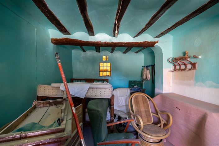 Image No.8-8 Bed Country House for sale