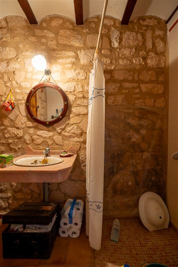 Image No.10-4 Bed Country House for sale