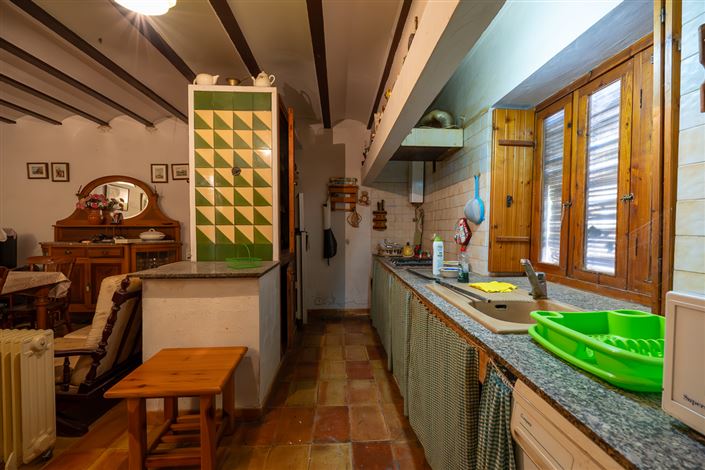 Image No.15-4 Bed Country House for sale