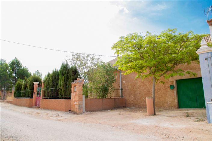 Image No.3-4 Bed Country House for sale