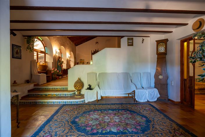 Image No.6-4 Bed Country House for sale