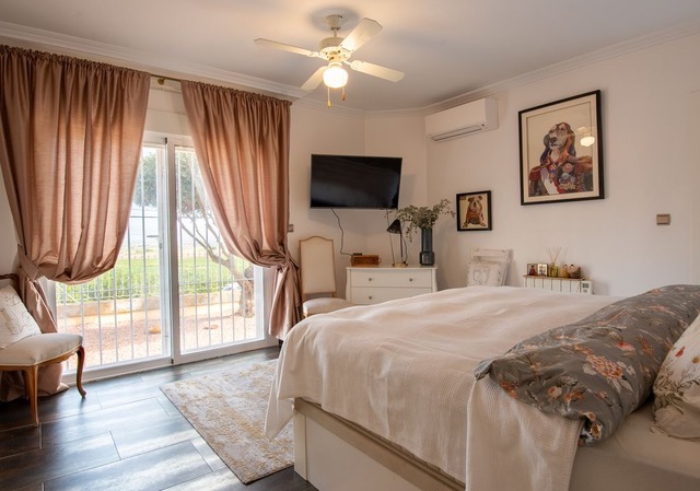 Image No.27-4 Bed Villa for sale