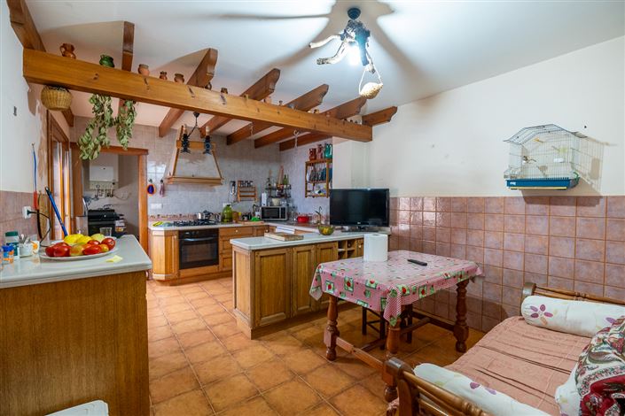 Image No.10-5 Bed Townhouse for sale