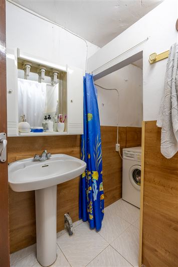 Image No.10-4 Bed Country House for sale