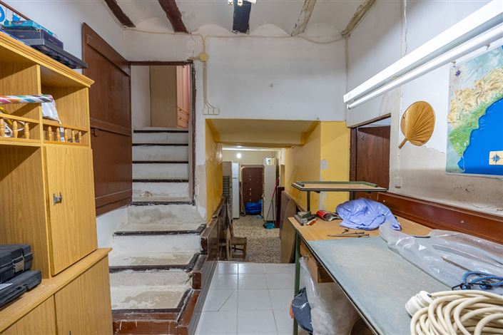 Image No.21-4 Bed Country House for sale