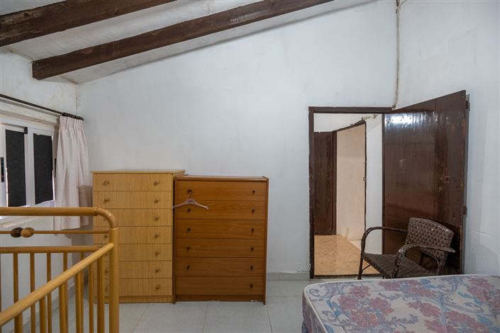 Image No.29-4 Bed Country House for sale