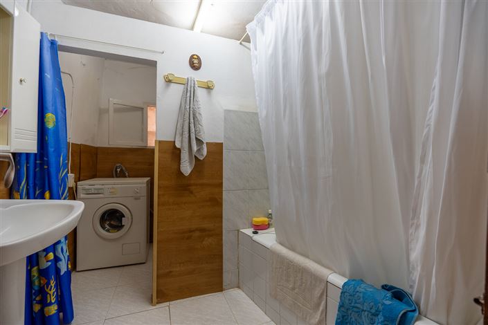 Image No.9-4 Bed Country House for sale