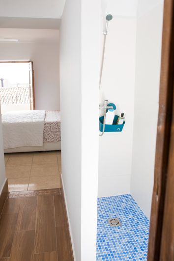 Image No.12-5 Bed Commercial for sale