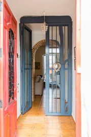 3465traditionaltownhouseguesthousewithactivet