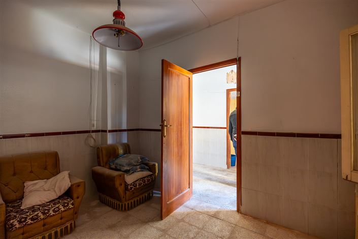 Image No.7-5 Bed Townhouse for sale