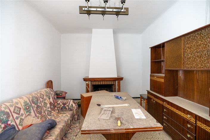 Image No.8-5 Bed Townhouse for sale