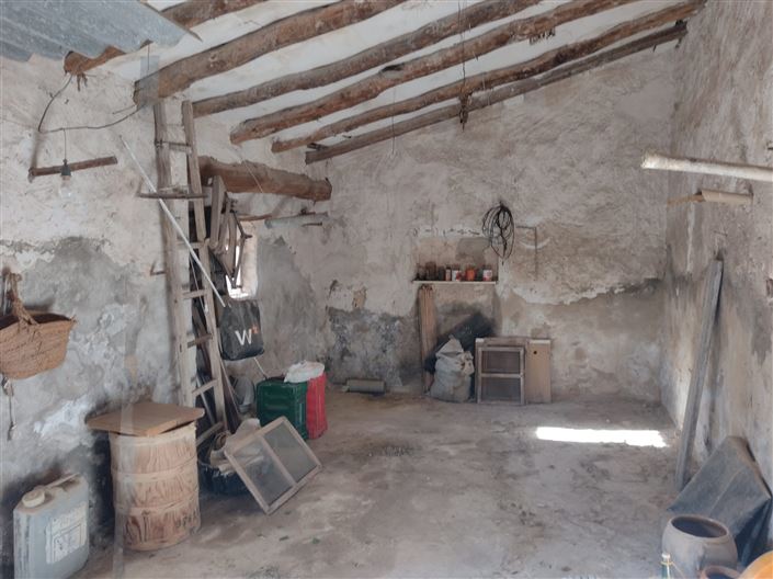 Image No.14-5 Bed Country House for sale